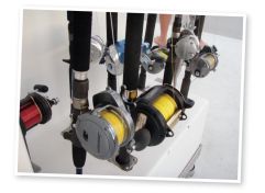 Choose sturdy tackle for fishing in deep water.